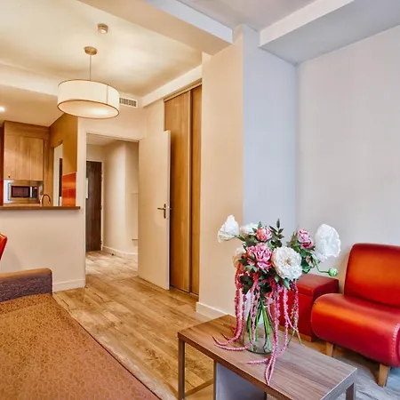 Le - Parking And Comfort In The Centre *