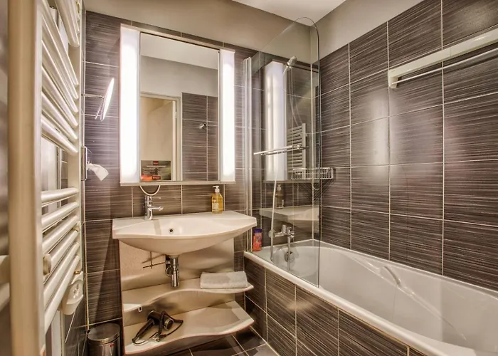 Lägenhet Le - Parking And Comfort In The Centre